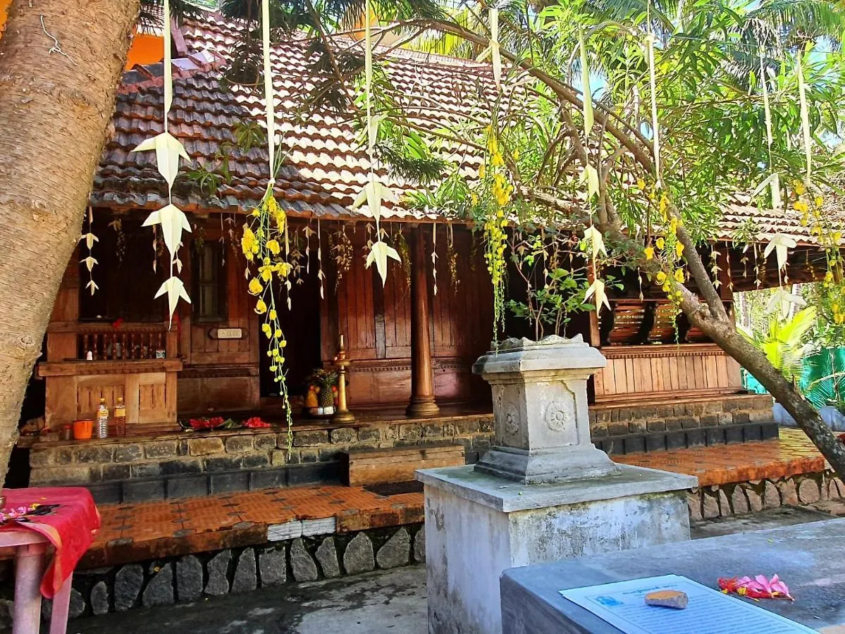 בית אירוח דירות טריואנדרום Thriphala Ayurveda Yogashram הודו